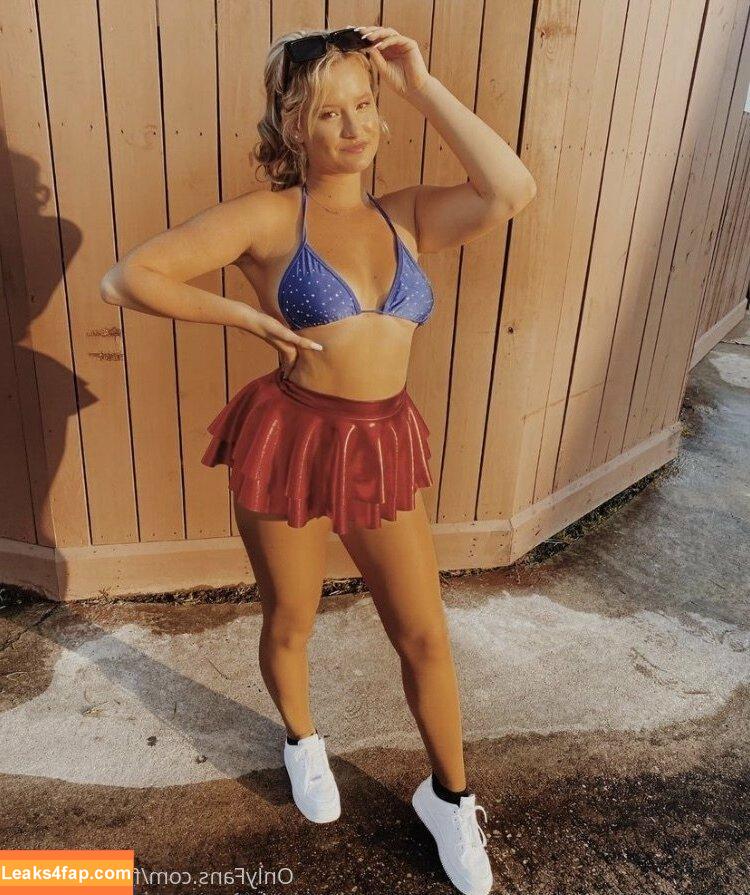 finallylegal18 / hazel_beauti leaked photo photo #0029