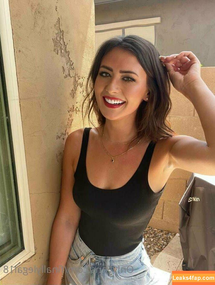 finallylegal18 / hazel_beauti leaked photo photo #0359