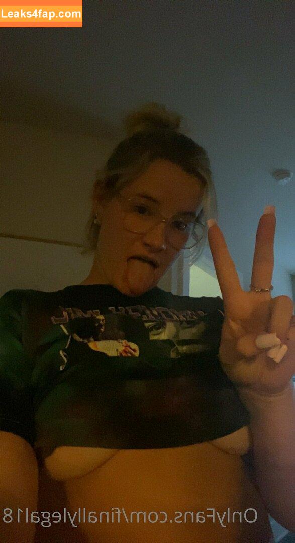 finallylegal18 / hazel_beauti leaked photo photo #0389