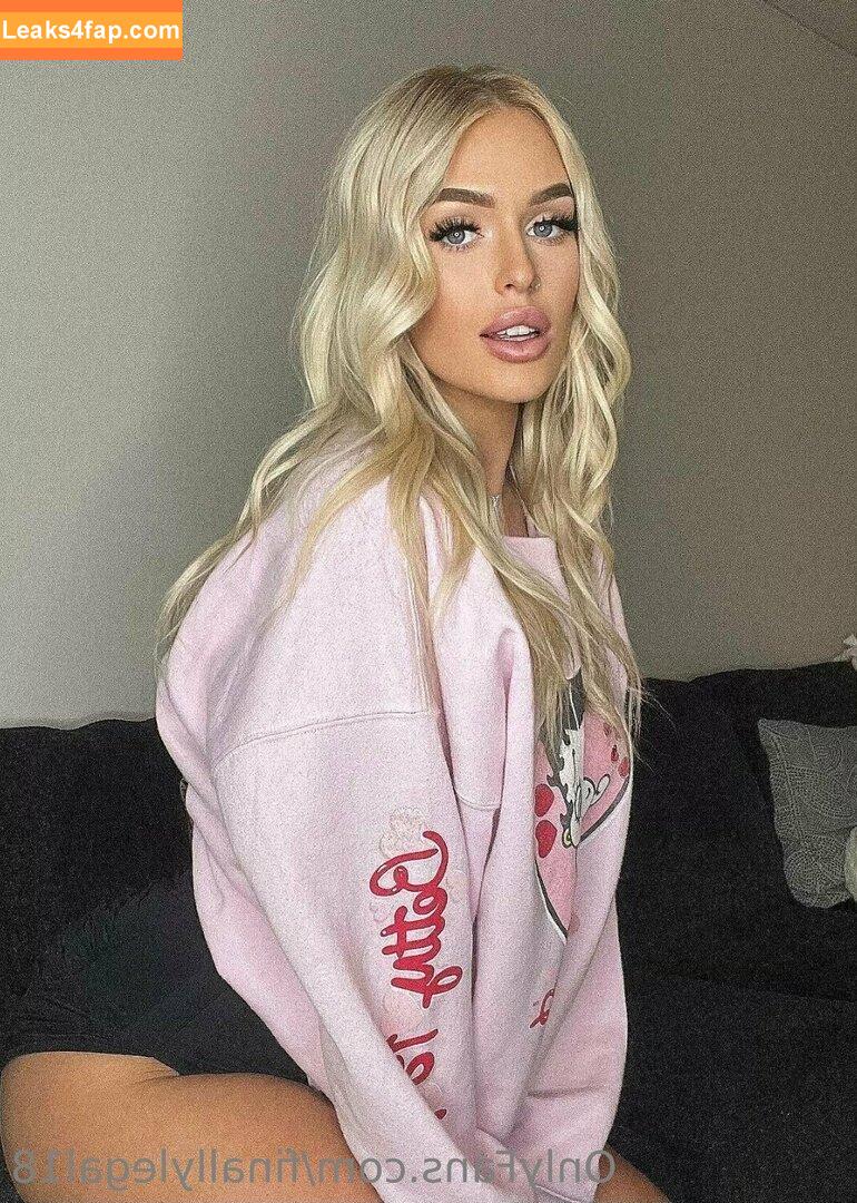 finallylegal18 / hazel_beauti leaked photo photo #0442