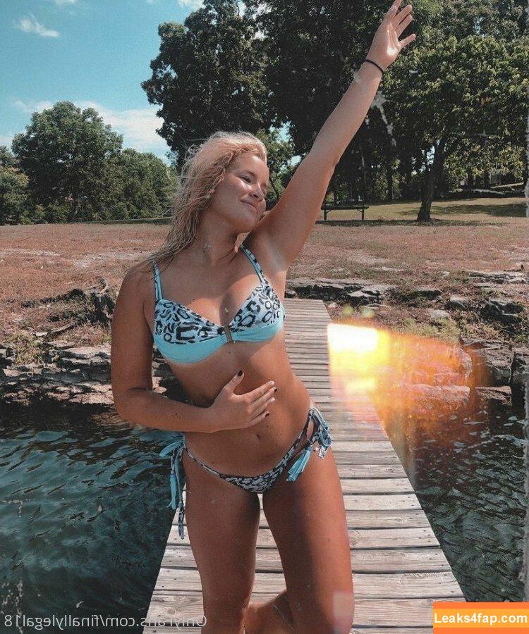 finallylegal18 / hazel_beauti leaked photo photo #0451