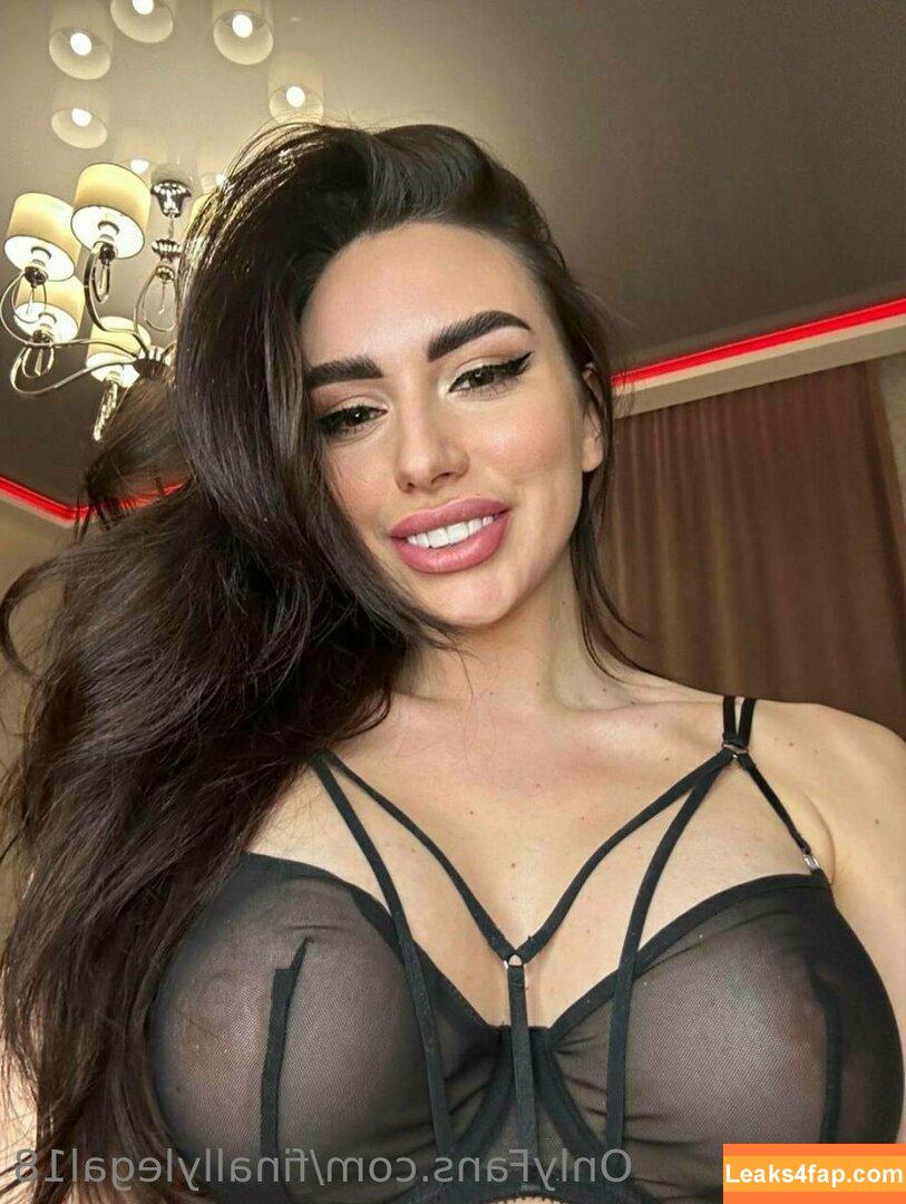 finallylegal18 / hazel_beauti leaked photo photo #0689