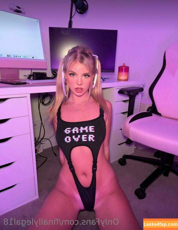 finallylegal18 / hazel_beauti leaked photo photo #0829