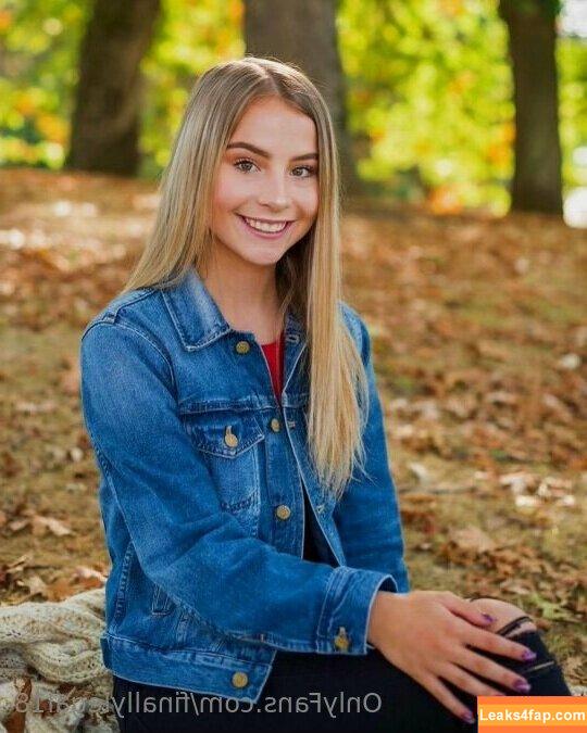 finallylegal18 / hazel_beauti leaked photo photo #0836