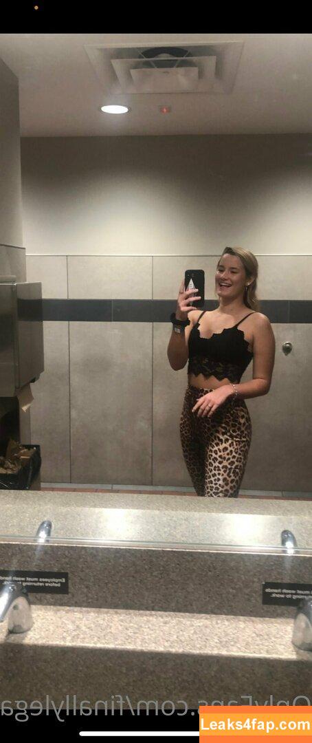 finallylegal18 / hazel_beauti leaked photo photo #0913