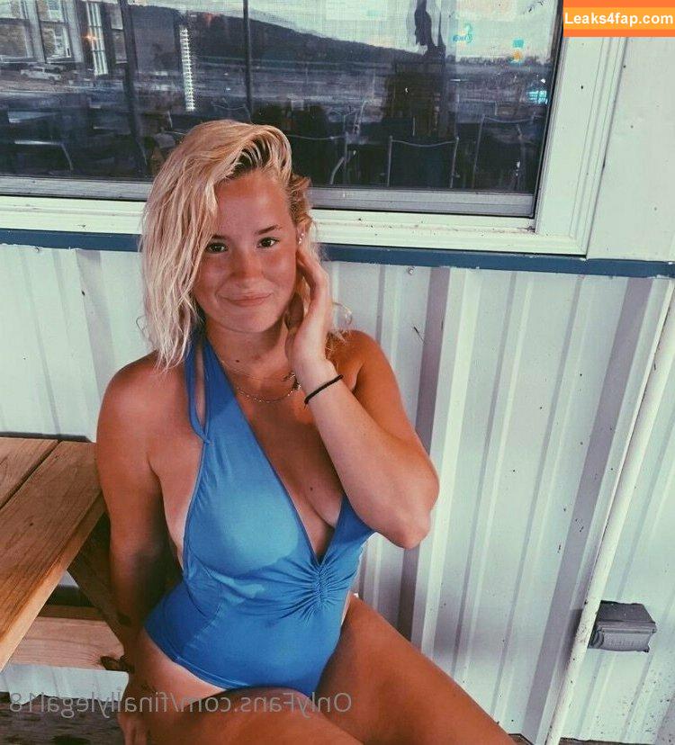 finallylegal18 / hazel_beauti leaked photo photo #0936