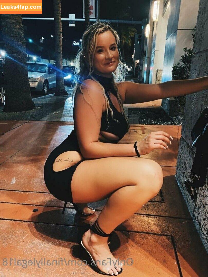 finallylegal18 / hazel_beauti leaked photo photo #1189