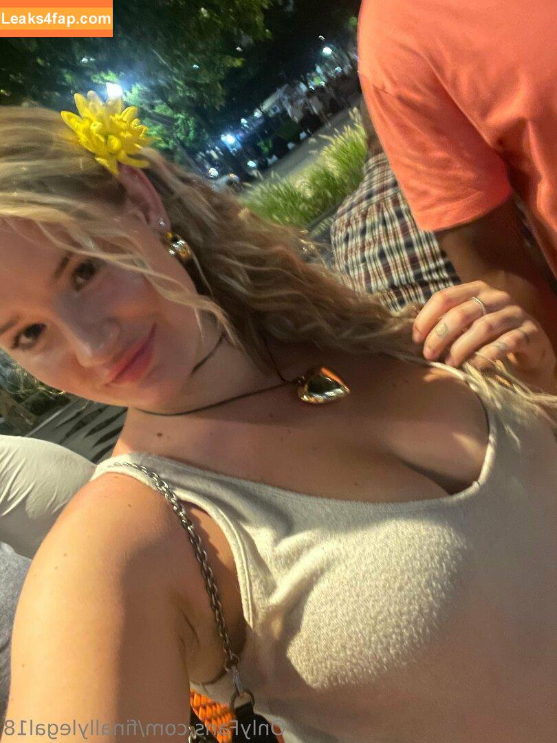 finallylegal18 / hazel_beauti leaked photo photo #1434