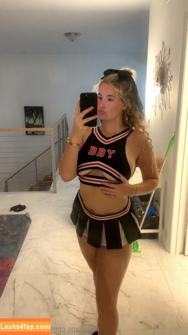 finallylegal18 / hazel_beauti leaked photo photo #1507