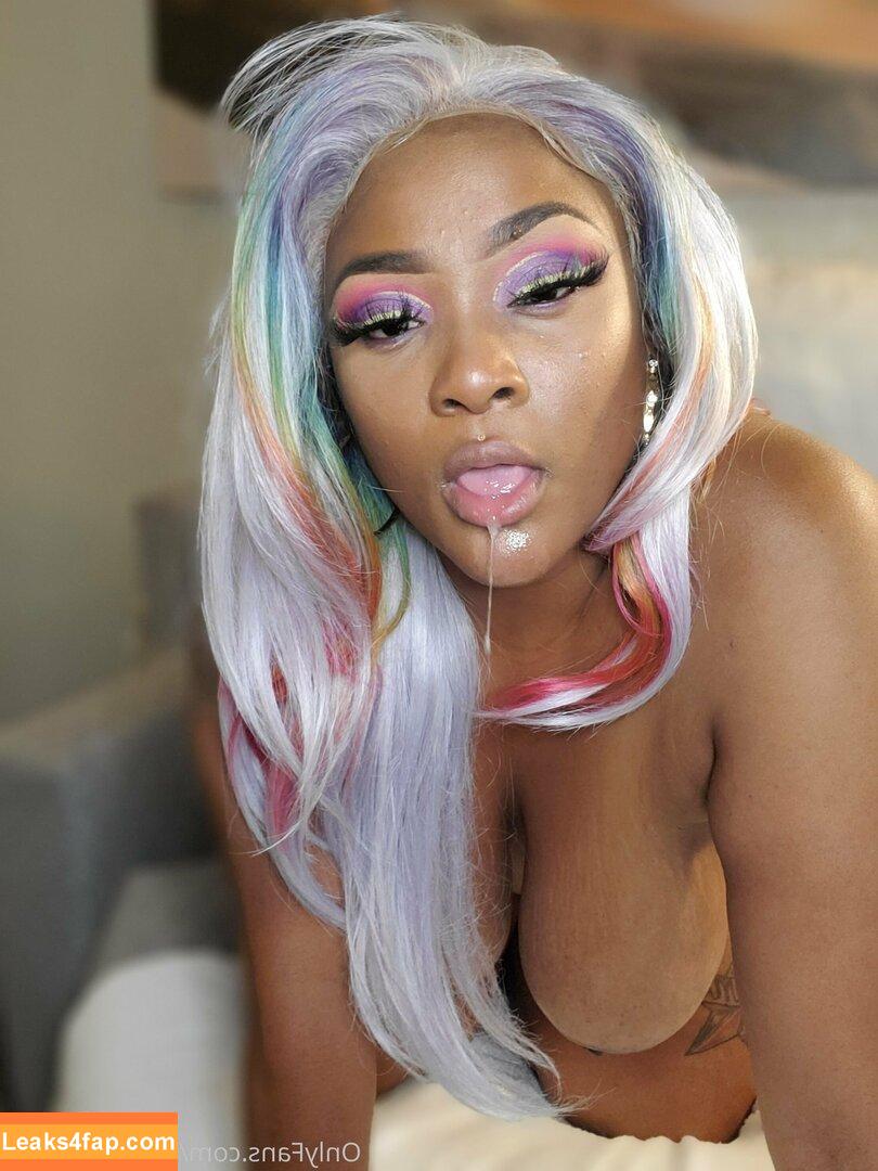 fineapple_diva / fineapplediva leaked photo photo #0096