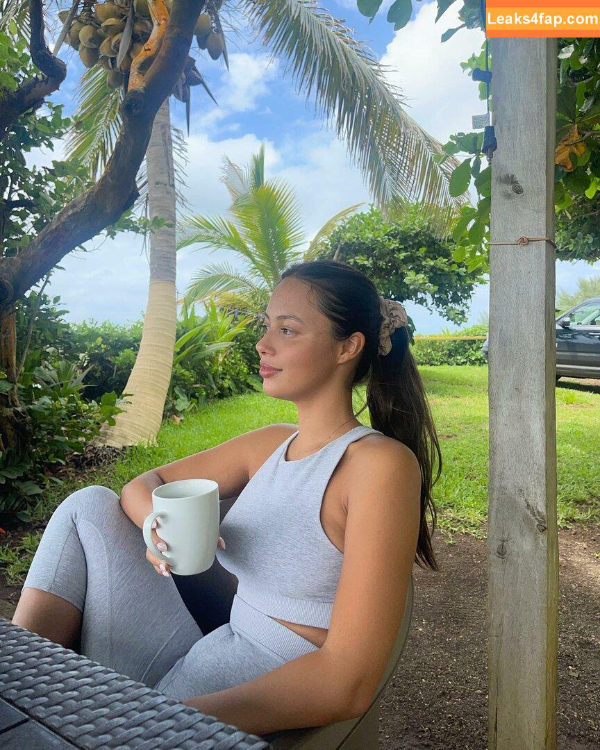 Fiona Barron / fiona.bl leaked photo photo #0065