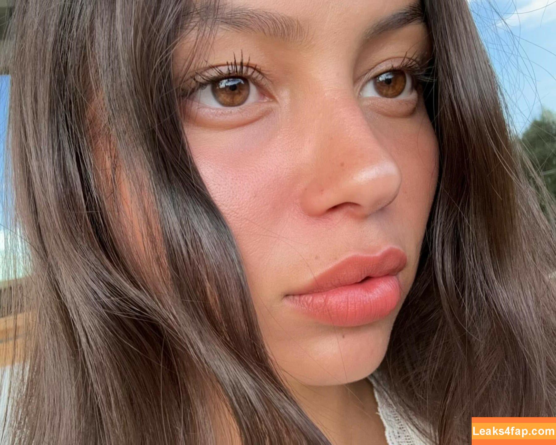 Fiona Barron / fiona.bl leaked photo photo #0295