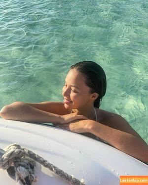 Fiona Barron photo #0029