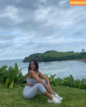 Fiona Barron photo #0063