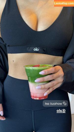 Fiona Barron photo #0451