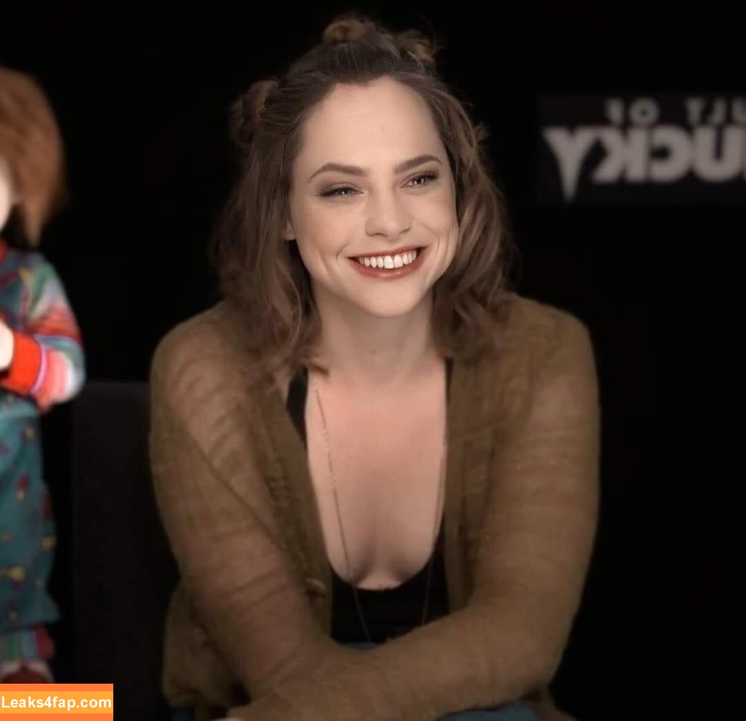 Fiona Dourif / fionadourif слитое фото фото #0019