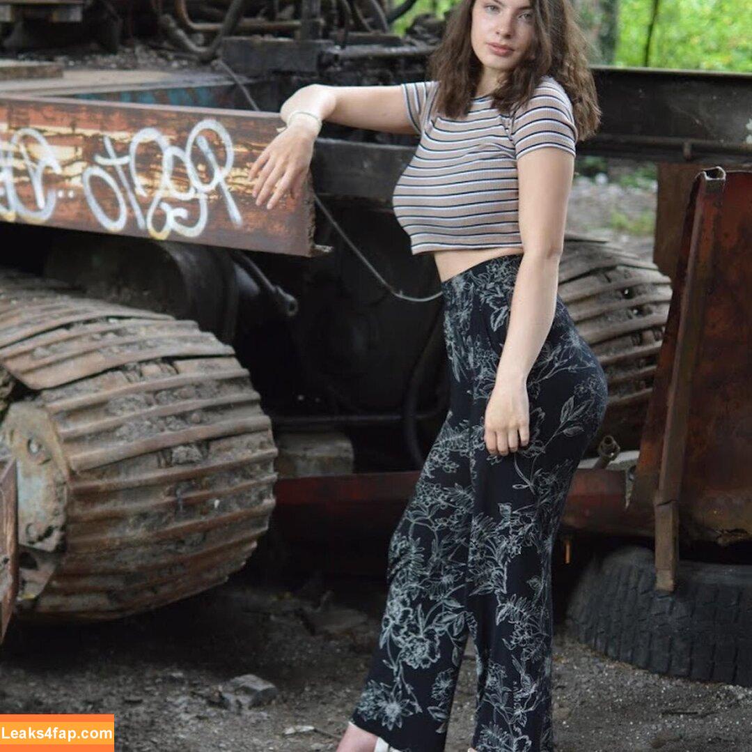 Fiona / _allison_fiona_ / fionaallison / fiosrs leaked photo photo #0077