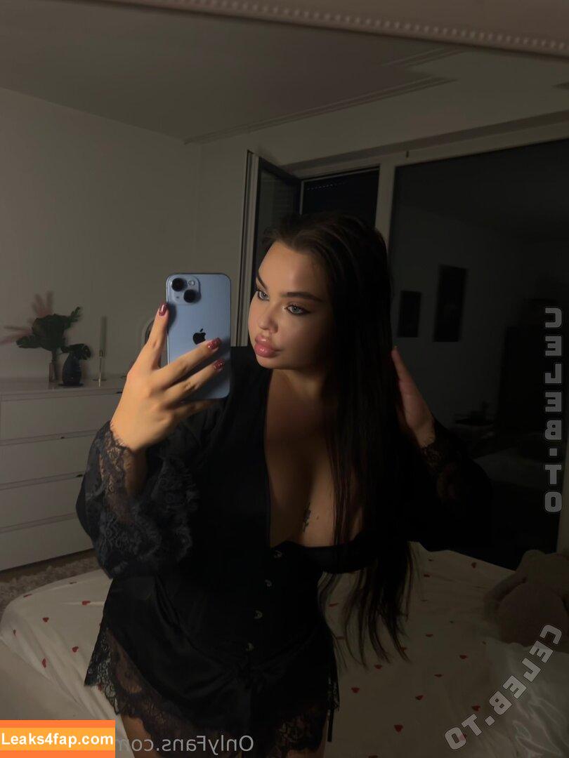 Fionachen / https: / kiki.tresnickova / kiki_tresnicka leaked photo photo #0059