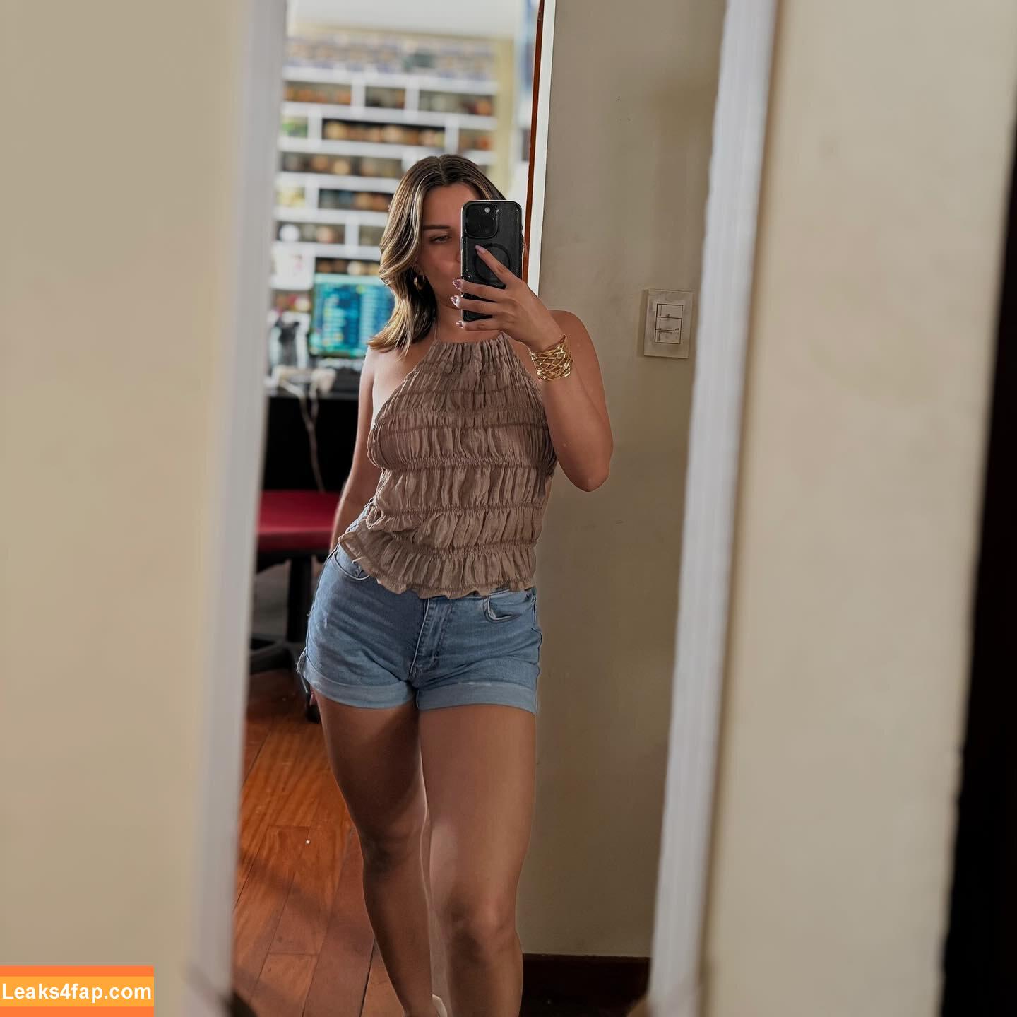 Fiorella Retiz / fiorellaretiz leaked photo photo #0019