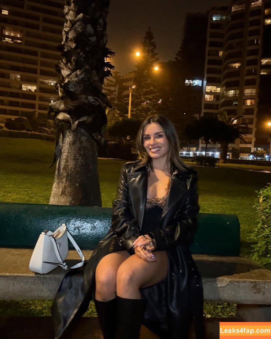 Fiorella Retiz / fiorellaretiz слитое фото фото #0044