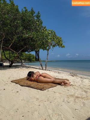 Fiorella Retiz photo #0105