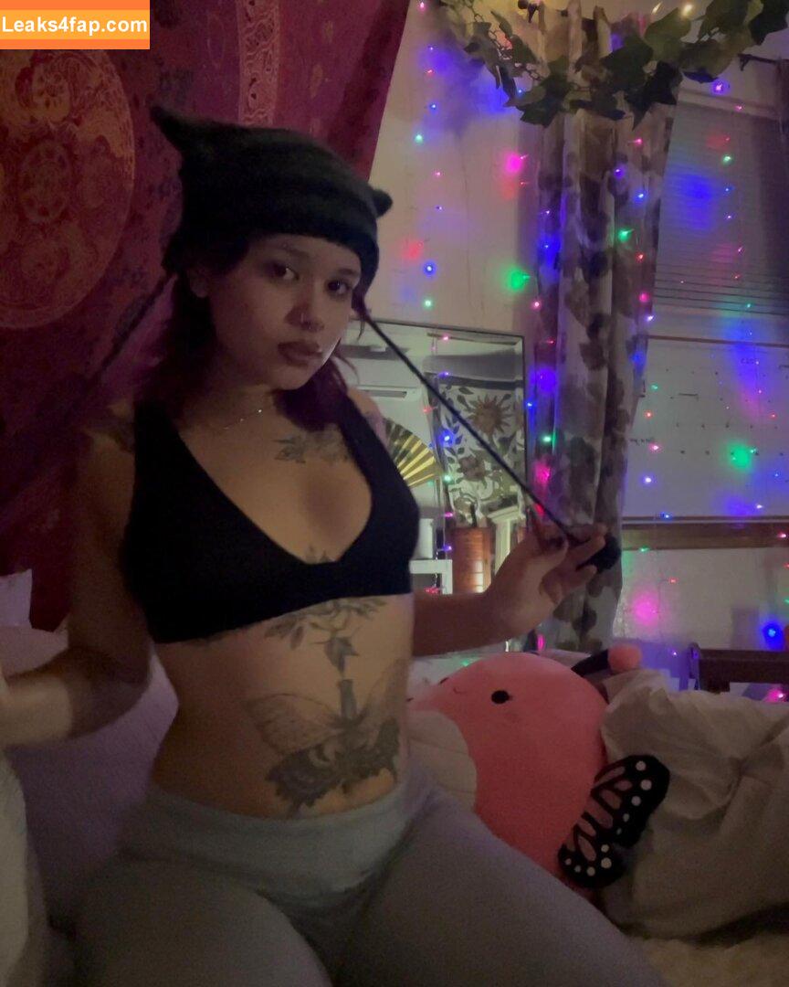 Fishtank / alyssamagnum leaked photo photo #0002