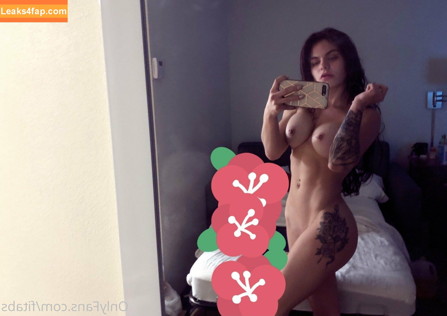 fitabs /  leaked photo photo #0015