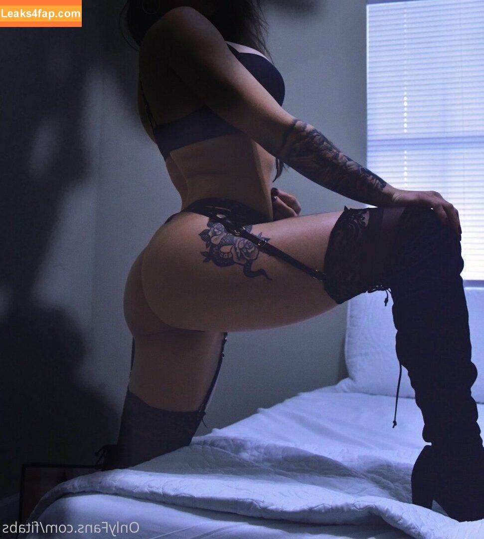 fitabs /  leaked photo photo #0058