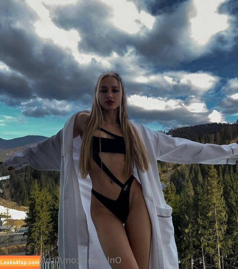 fitblonde_liza / fitblonde leaked photo photo #0029
