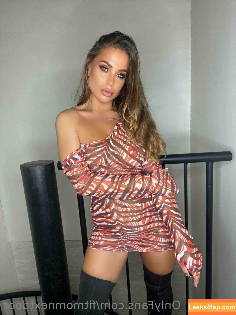 fitmomnextdoor / pomocooo leaked photo photo #0010