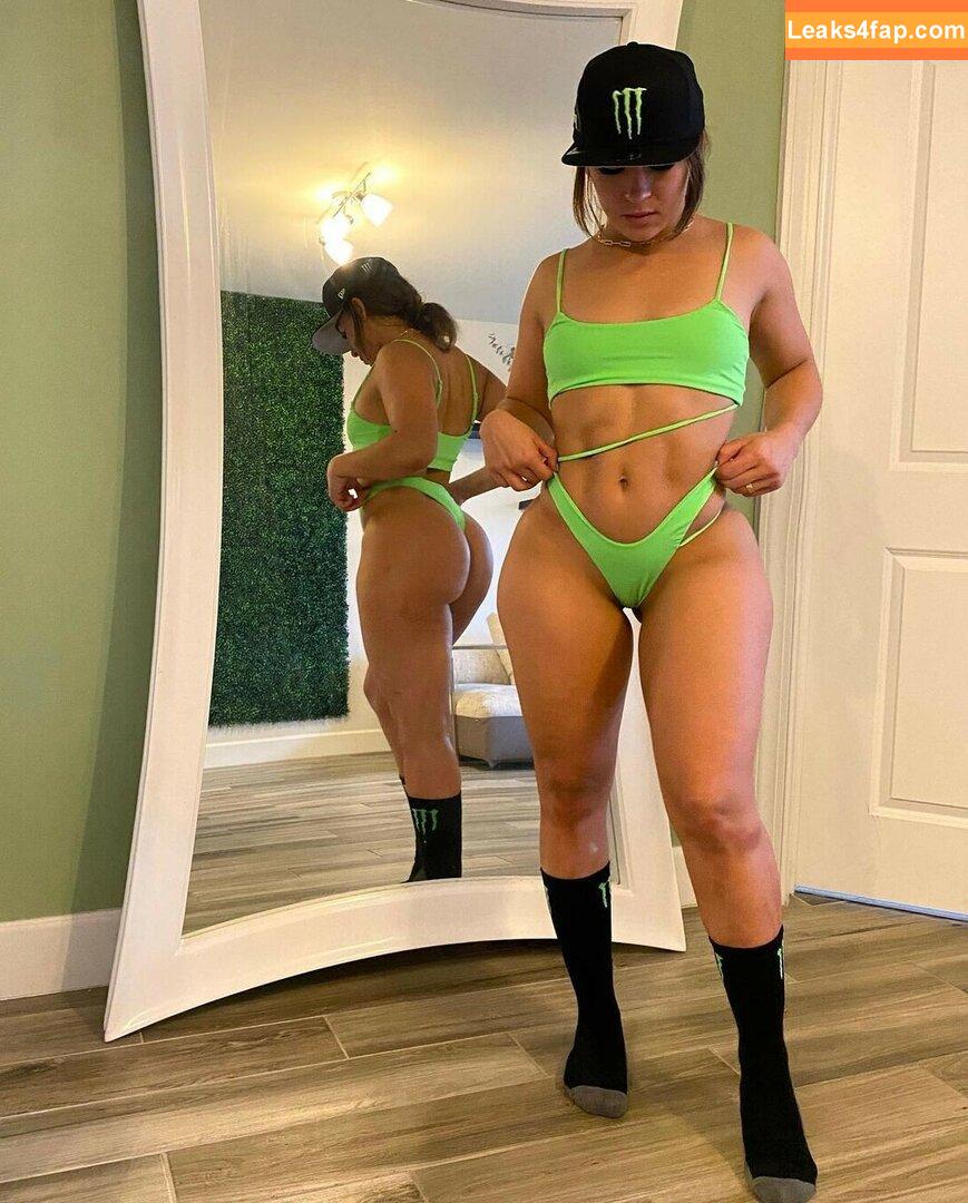 Fitness & Muscle Girls / lauramariemasse / valeria_ammirato leaked photo photo #0010
