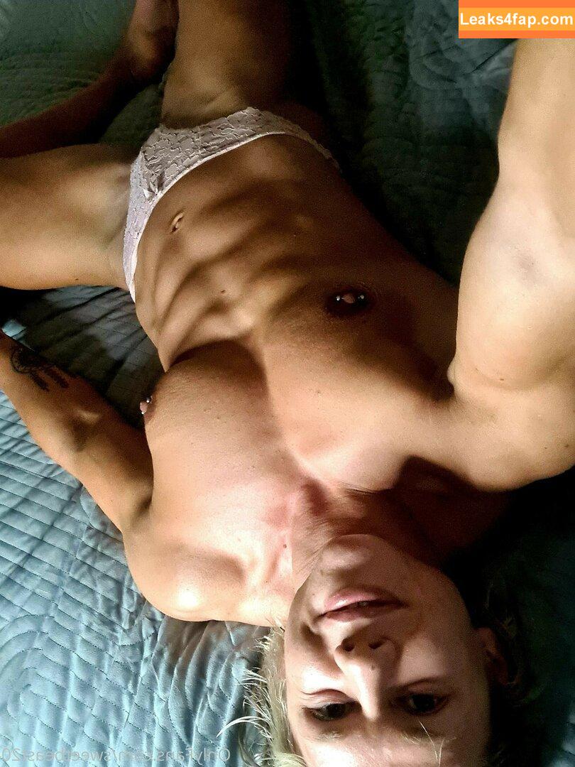 Fitness & Muscle Girls / lauramariemasse / valeria_ammirato leaked photo photo #0059