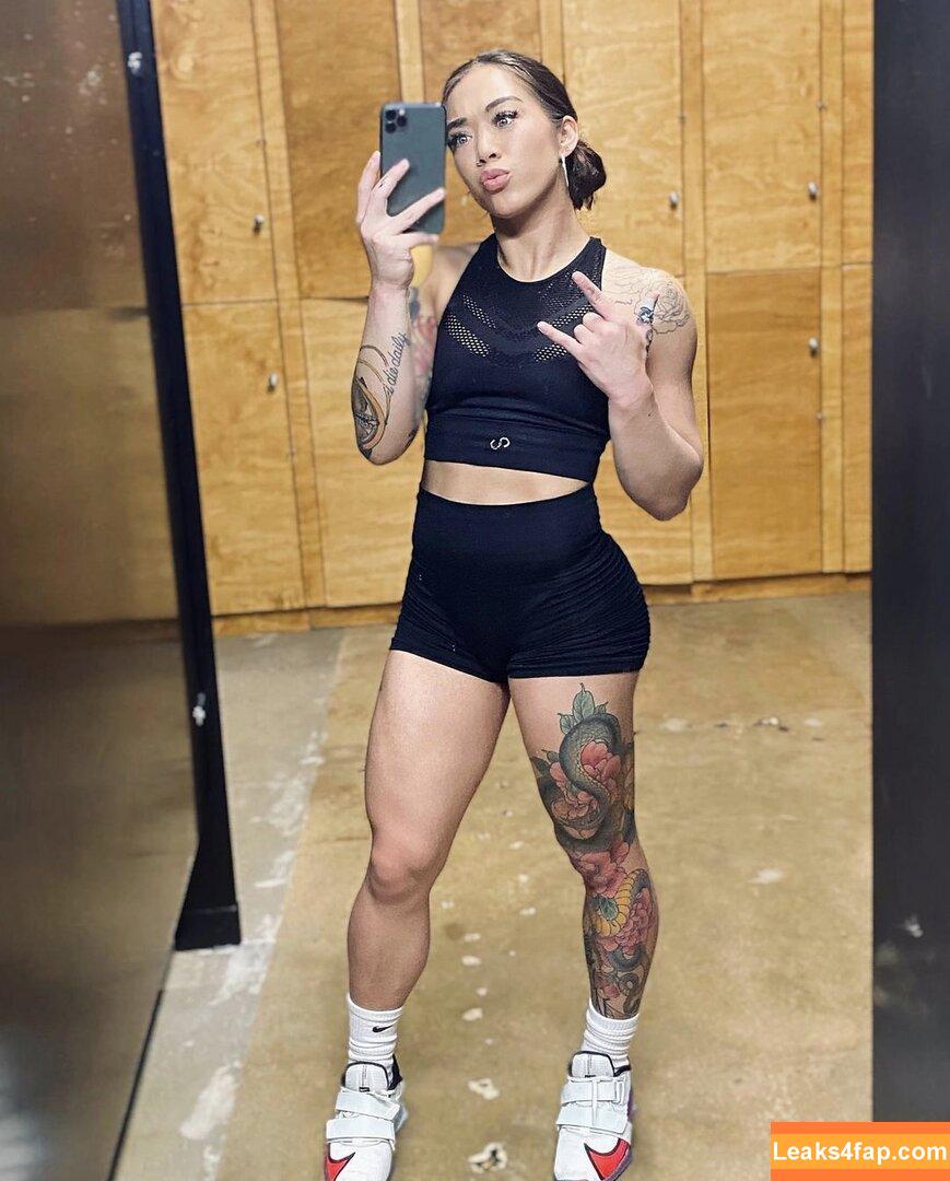 Fitness & Muscle Girls / lauramariemasse / valeria_ammirato leaked photo photo #0075