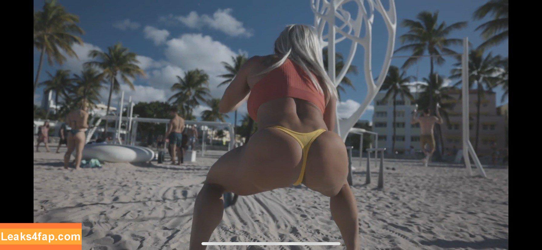 Fitness & Muscle Girls / lauramariemasse / valeria_ammirato leaked photo photo #0128