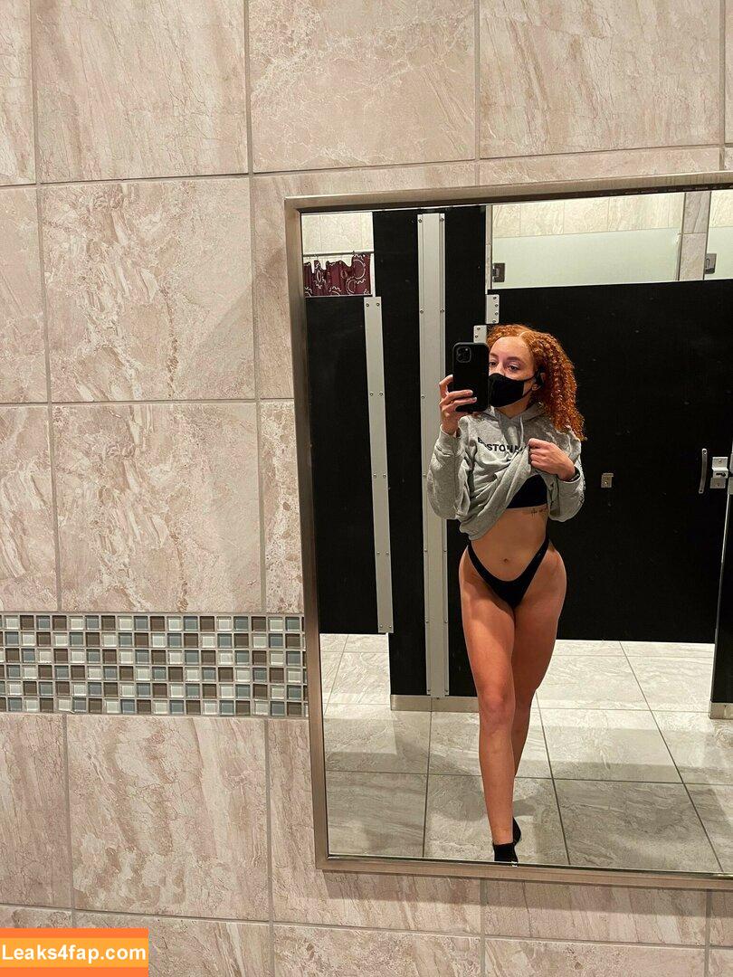 Fitness & Muscle Girls / lauramariemasse / valeria_ammirato leaked photo photo #0391