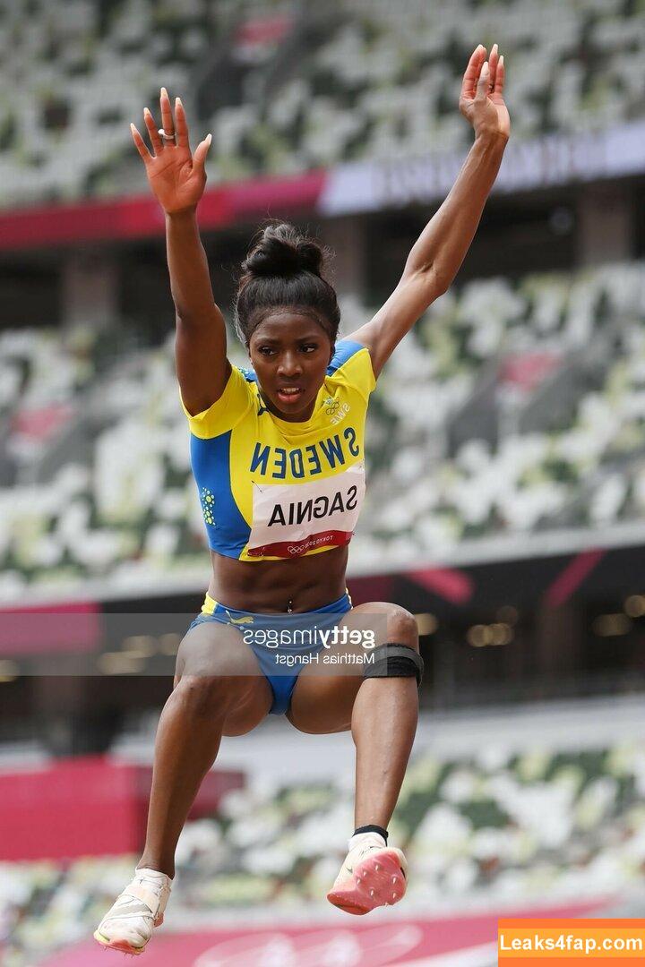 Fitness & Muscle Girls / lauramariemasse / valeria_ammirato leaked photo photo #0421