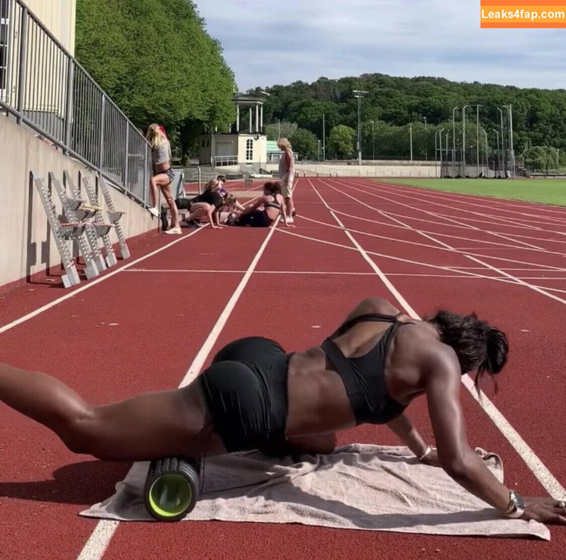 Fitness & Muscle Girls / lauramariemasse / valeria_ammirato leaked photo photo #0425