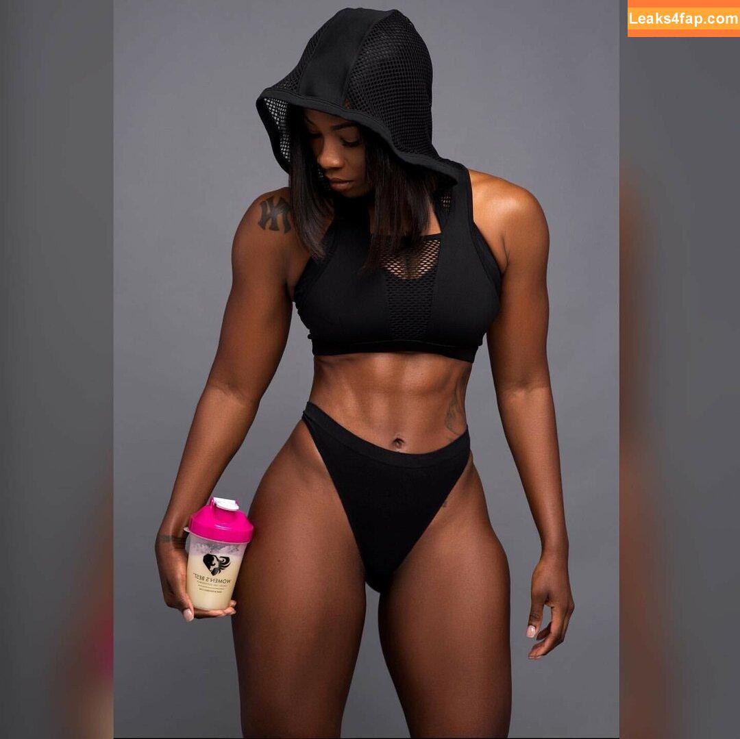 Fitness & Muscle Girls / lauramariemasse / valeria_ammirato leaked photo photo #0457