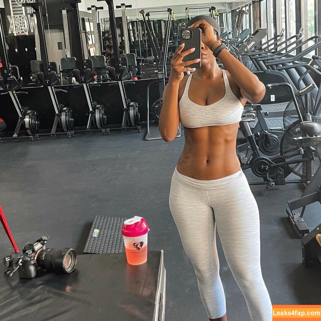 Fitness & Muscle Girls / lauramariemasse / valeria_ammirato leaked photo photo #0458