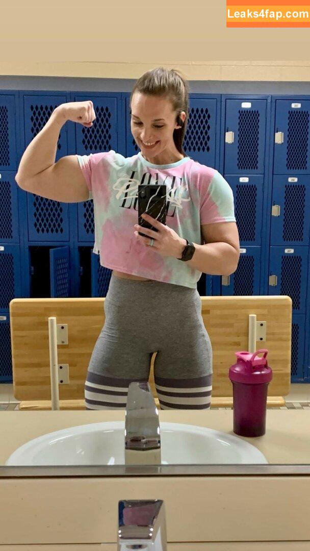 Fitness & Muscle Girls / lauramariemasse / valeria_ammirato leaked photo photo #0551