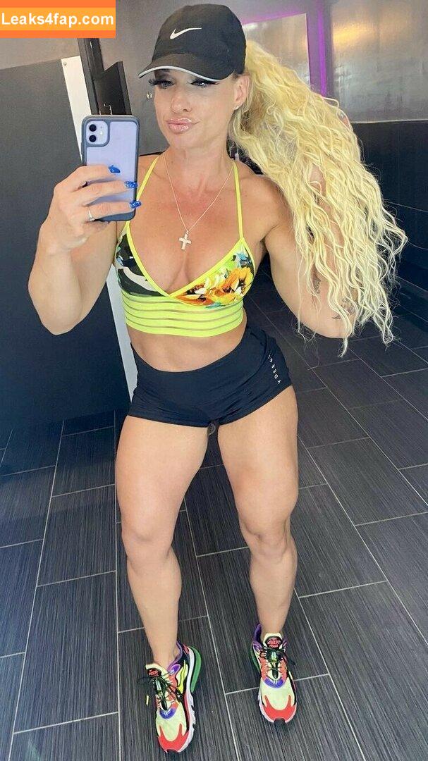 Fitness & Muscle Girls / lauramariemasse / valeria_ammirato слитое фото фото #0640