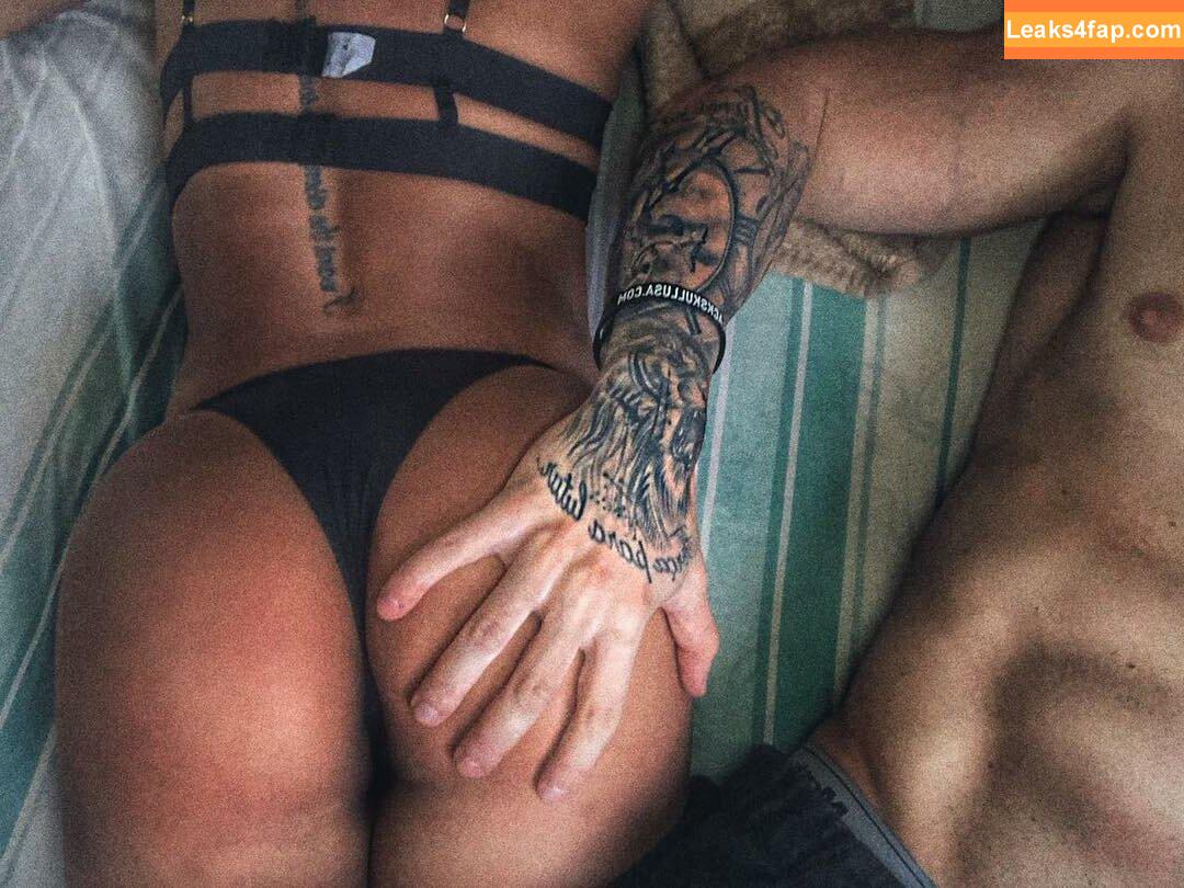 Fitness & Muscle Girls / lauramariemasse / valeria_ammirato leaked photo photo #0662