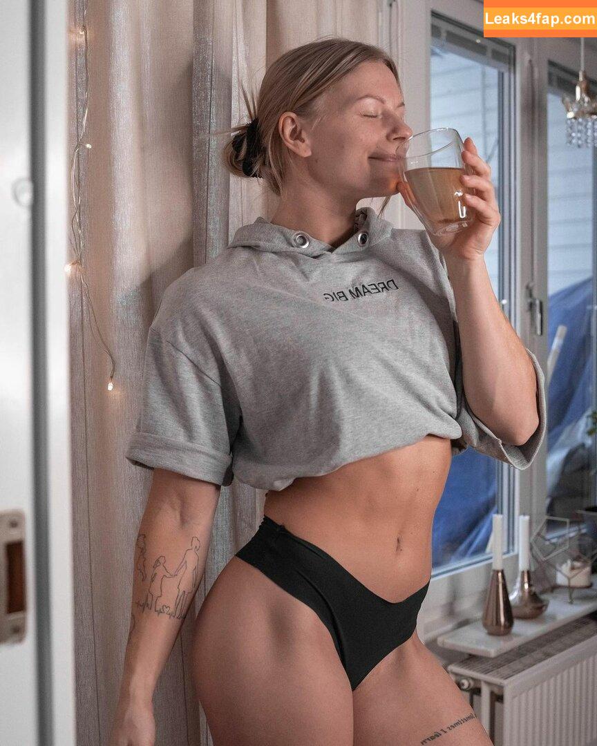 Fitness & Muscle Girls / lauramariemasse / valeria_ammirato слитое фото фото #0757