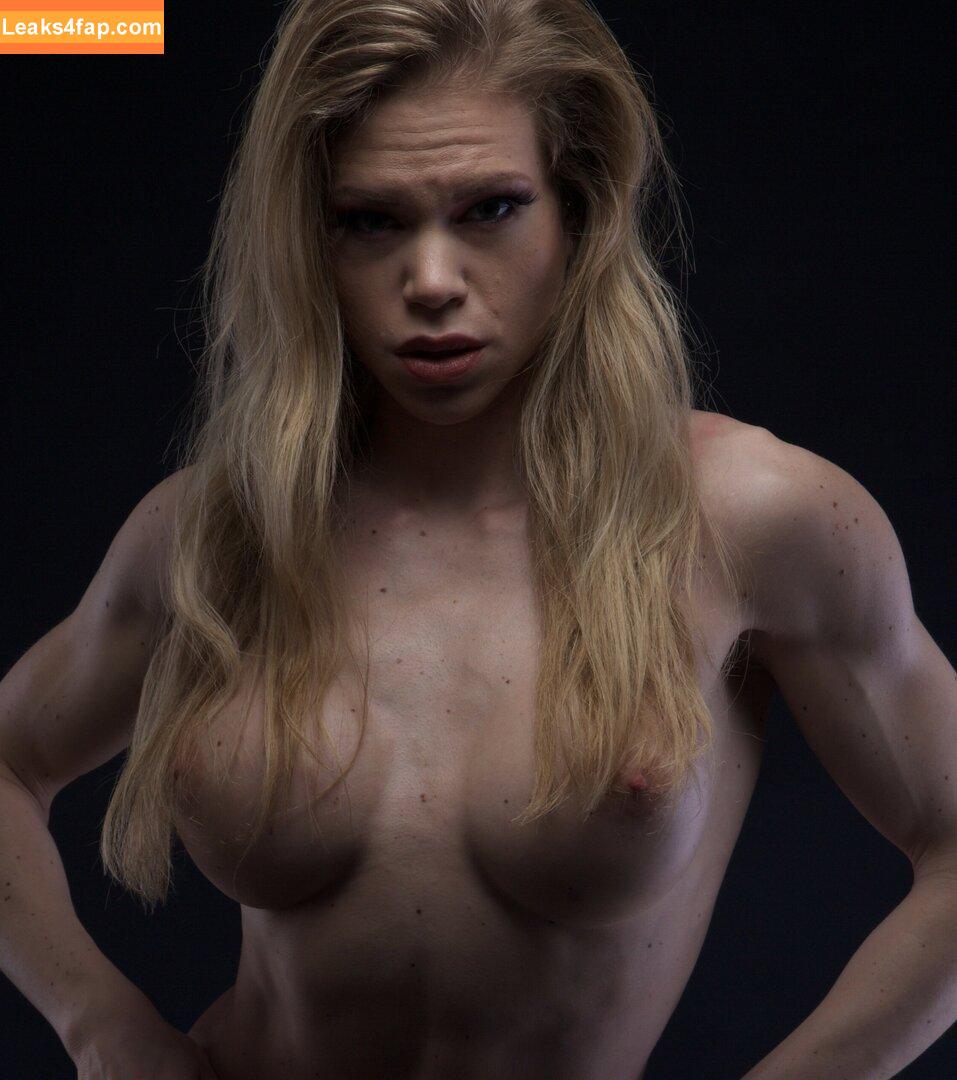 Fitness & Muscle Girls / lauramariemasse / valeria_ammirato слитое фото фото #0852