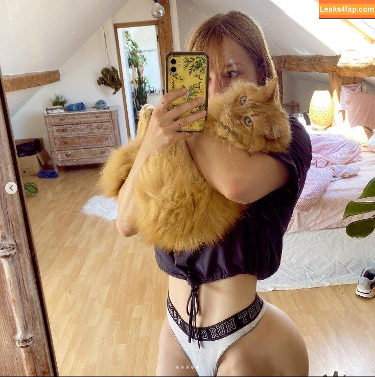 Fitness & Muscle Girls / lauramariemasse / valeria_ammirato слитое фото фото #1005