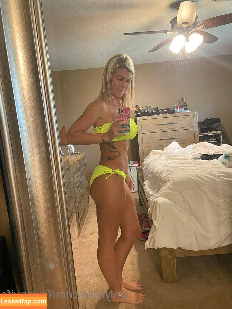 Fitwife1983 / fb_0296 leaked photo photo #0123