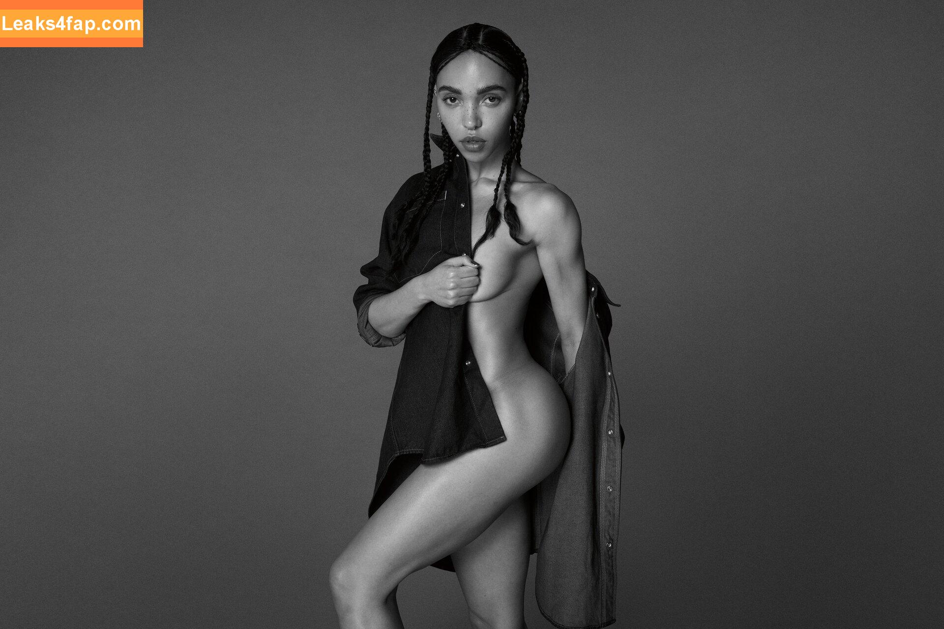 FKA Twigs / FKAtwigs / febbytwigs leaked photo photo #0009