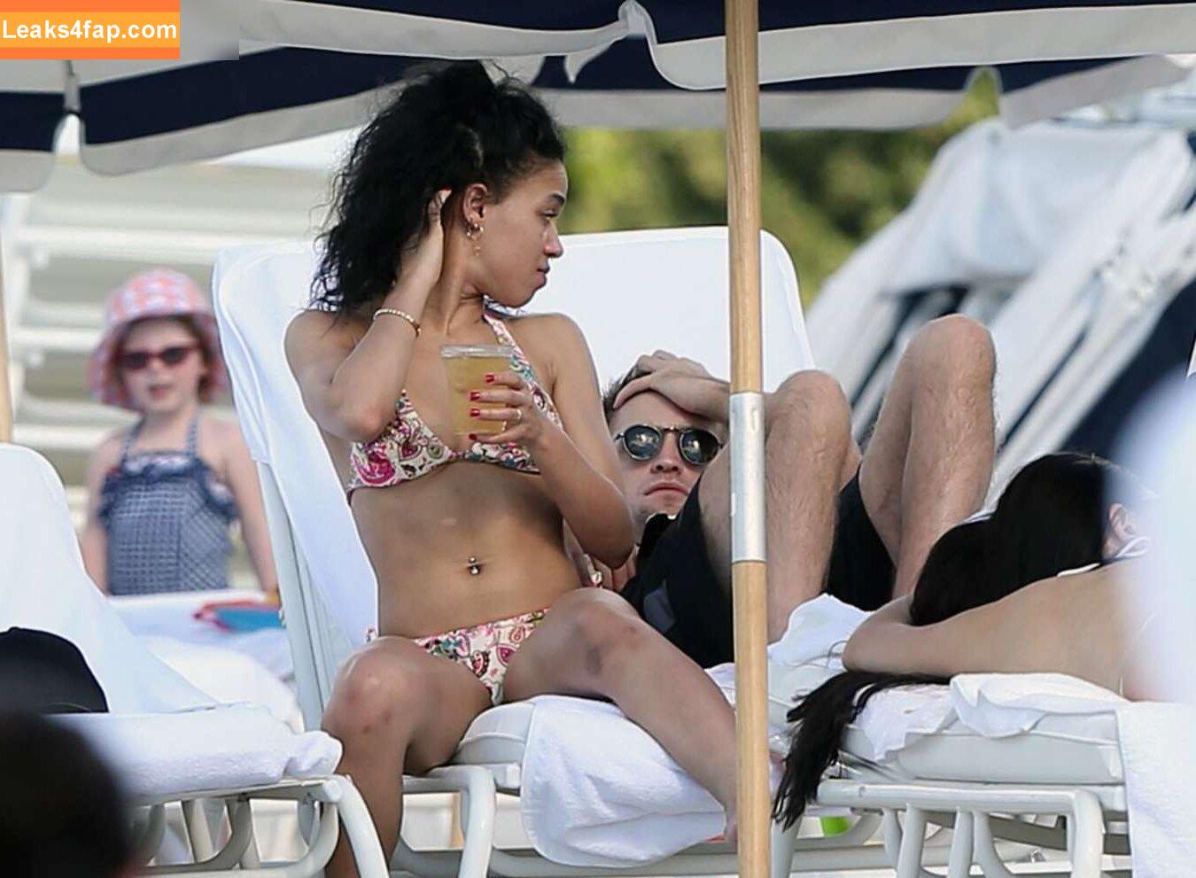 FKA Twigs / FKAtwigs / febbytwigs leaked photo photo #0124