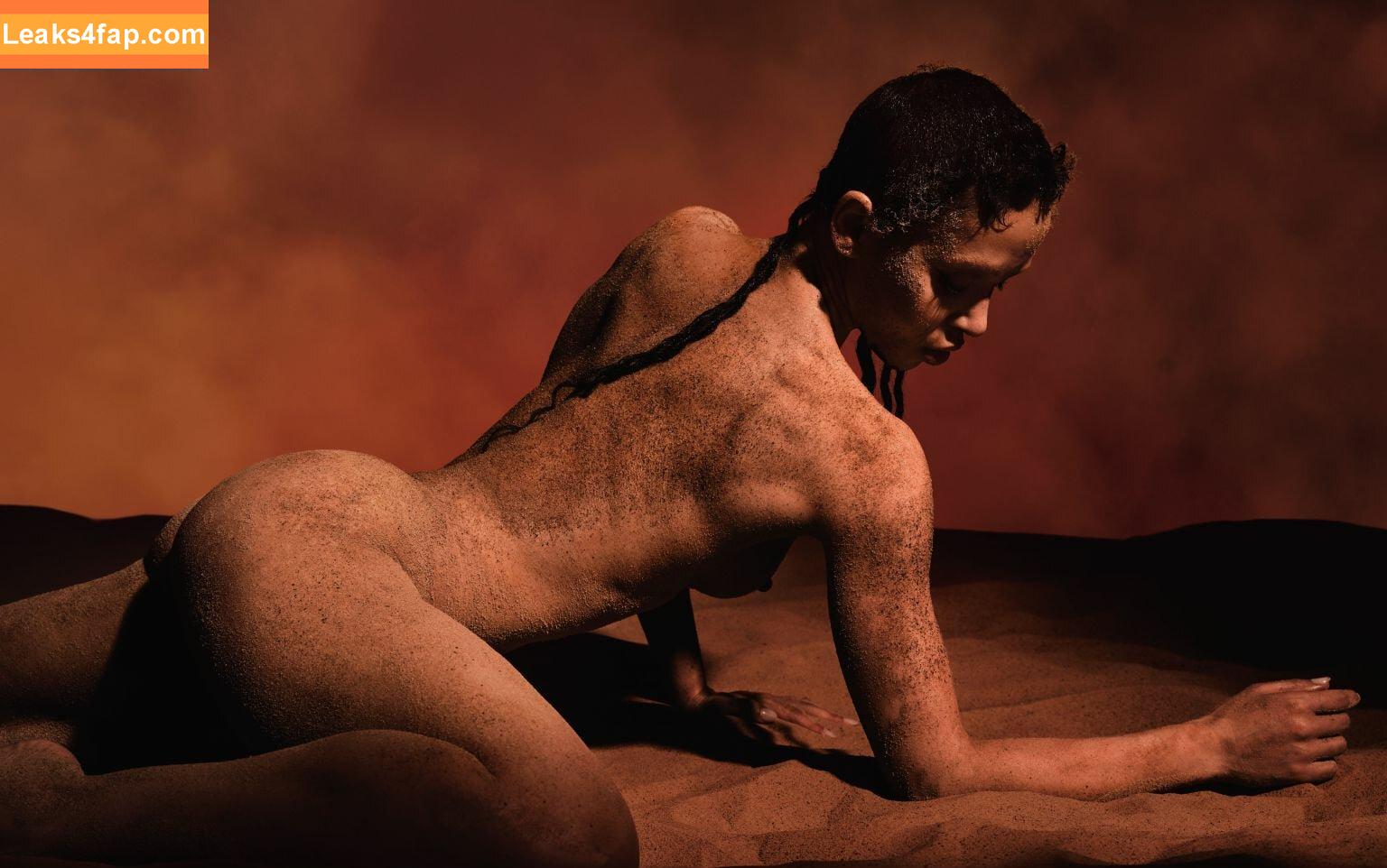 FKA Twigs / FKAtwigs / febbytwigs leaked photo photo #0407