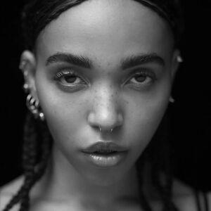 FKA Twigs photo #0002